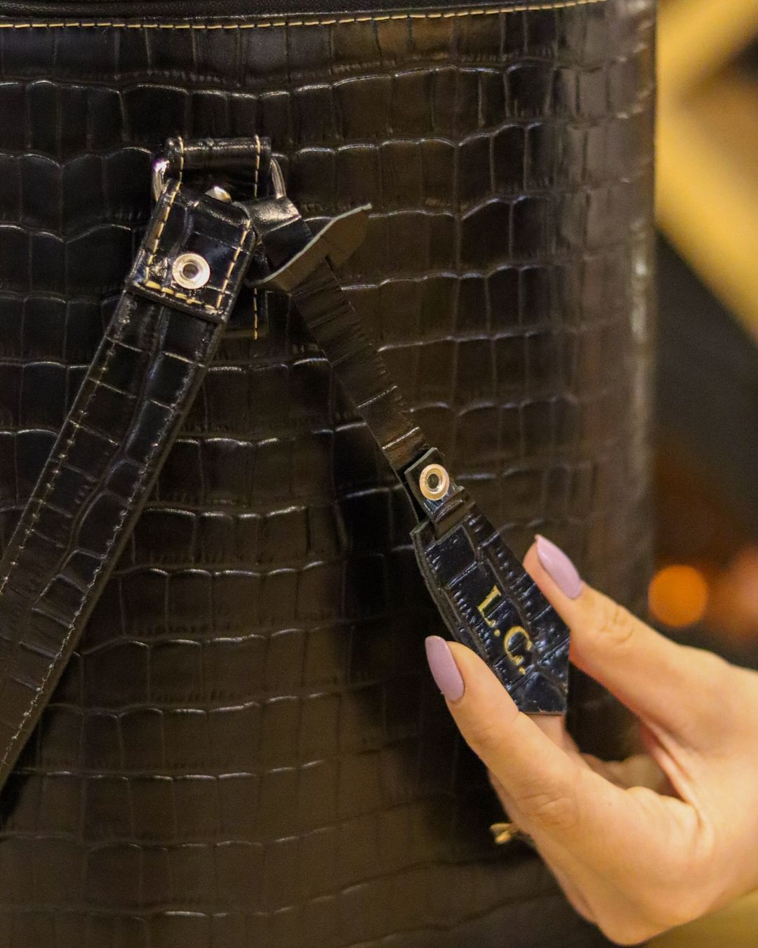 Bag de Couro Legítimo – Para Vinhos e Taças, Disponível em Diversas Cores